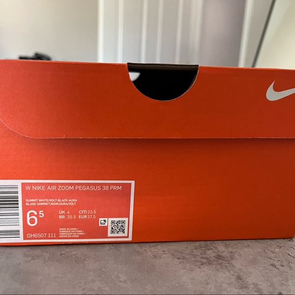Nike Air Zoom Pegasus 38 PRM running shoe - Picture 7 of 9